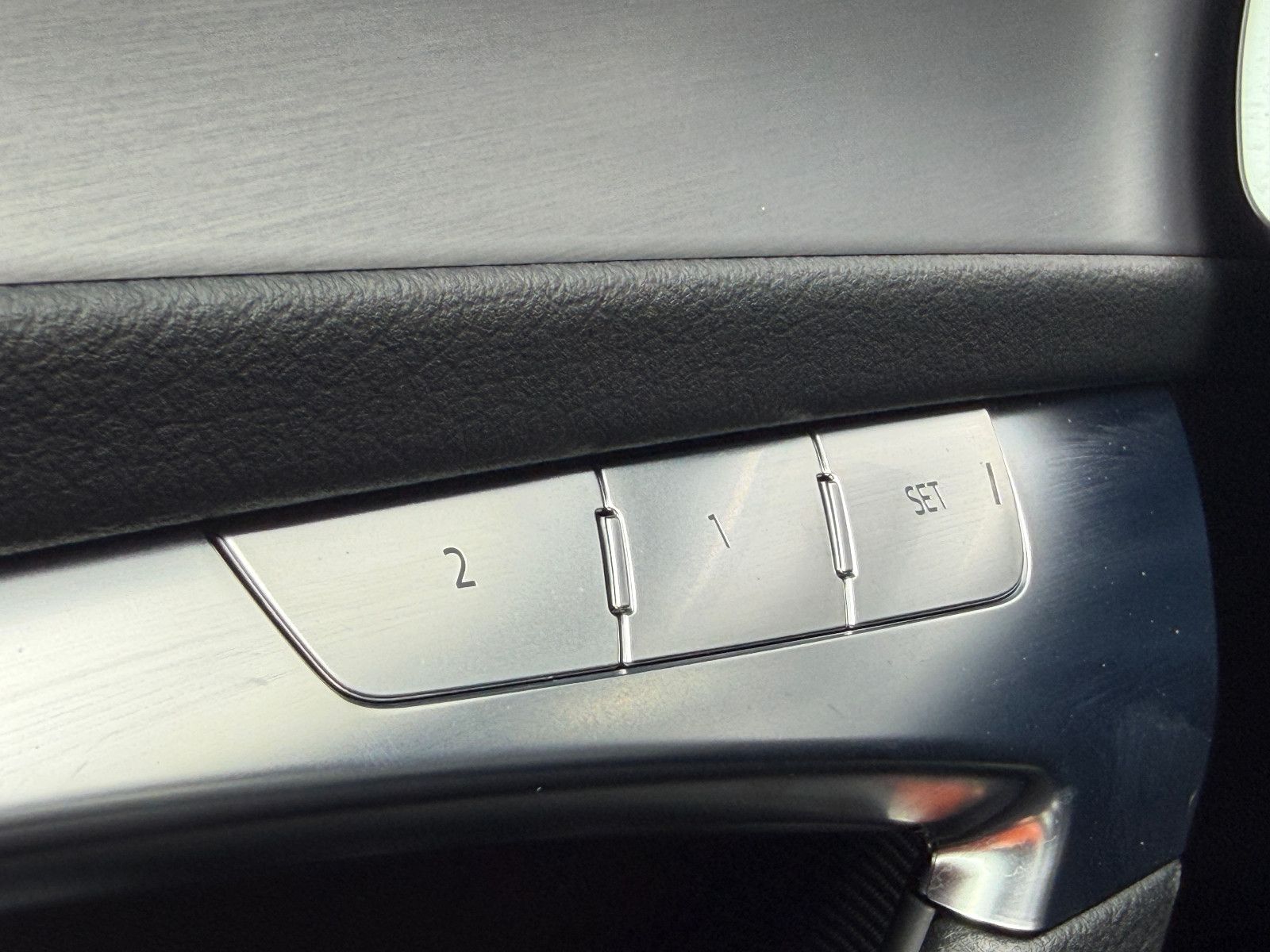 Fahrzeugabbildung Audi 55 TFSI e quattro S-Line/LEDER/Navi/LED/CarPlay/
