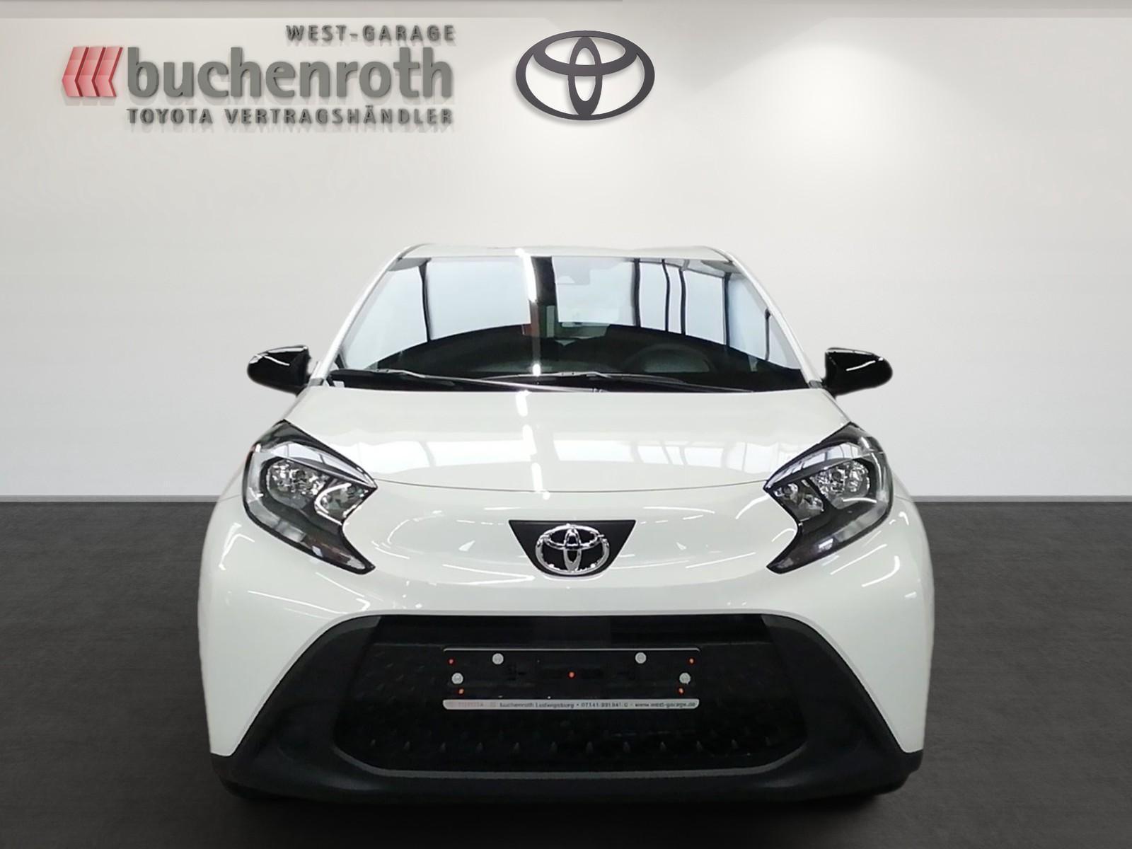 Toyota Aygo X Business Edition