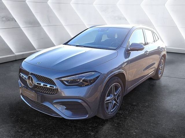 Mercedes-Benz GLA 200 d AMG Line Premium Plus au