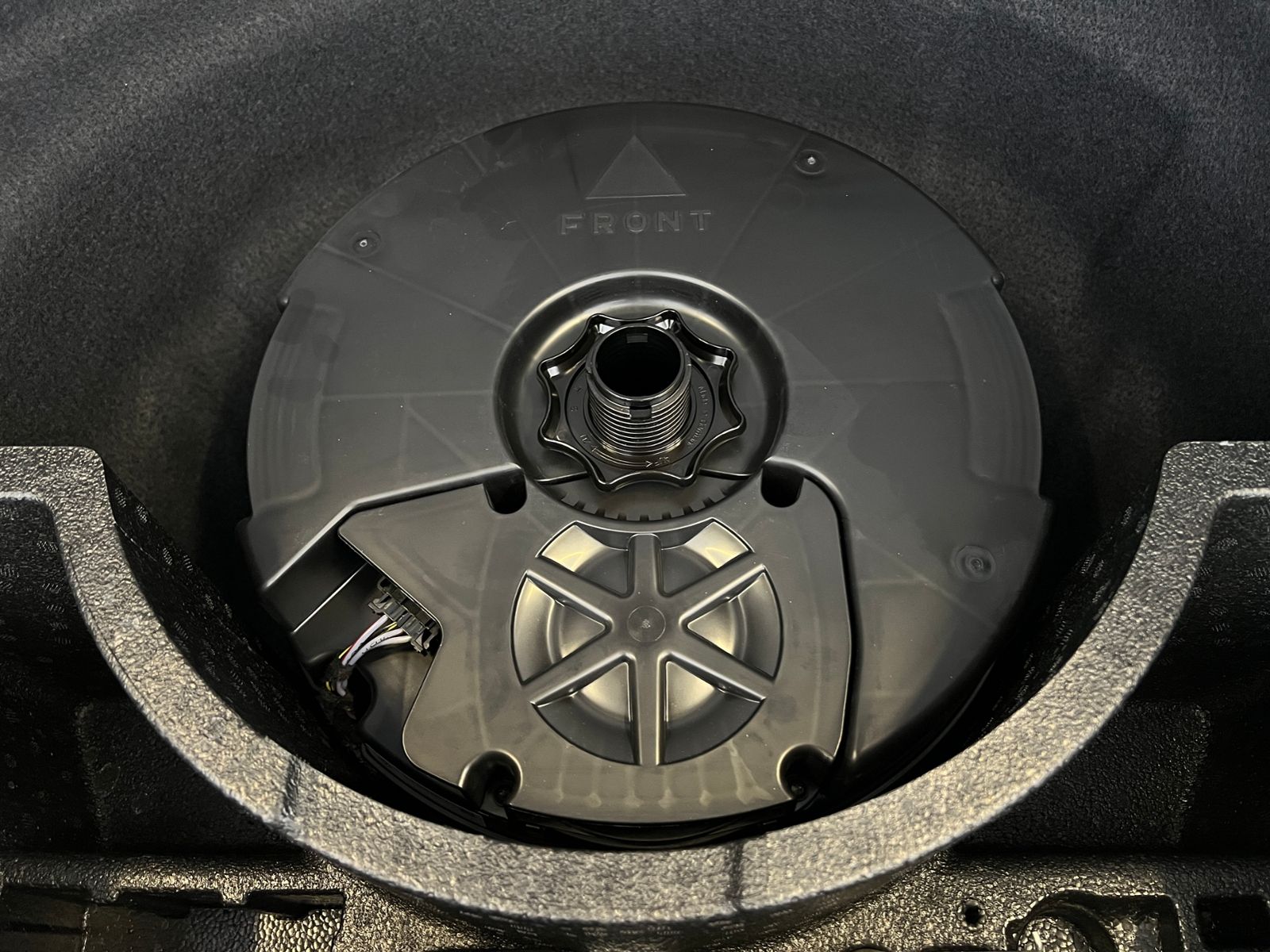 Fahrzeugabbildung Volkswagen Passat Variant R-Line 2.0 TDI DSG 4MOTION *AHK,B