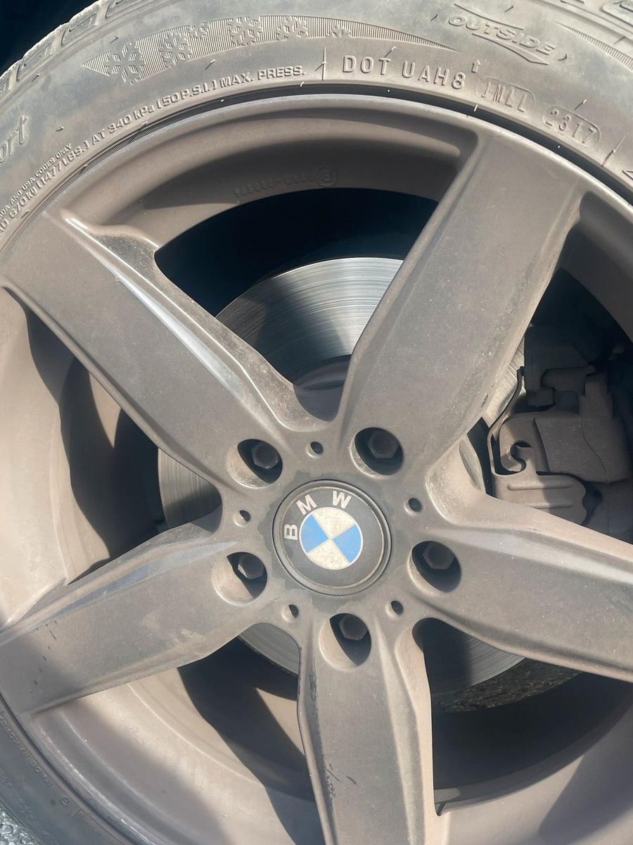 BMW 318 2009 — photo 6