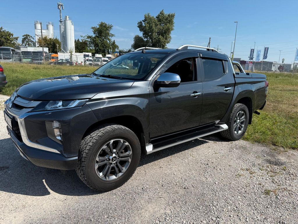 Image of Mitsubishi L200