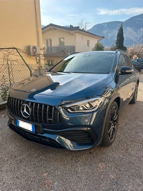 Mercedes-Benz GLA 35 AMG