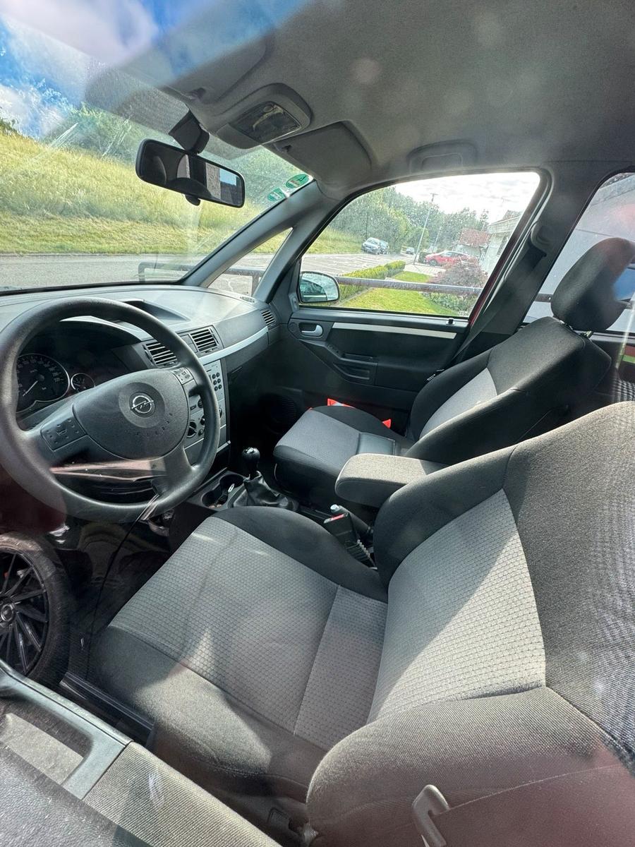 Opel Meriva 2005 — engine 106 HP (78kW)