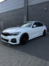 BMW 320i M Sport Automatik M Sport - BMW 320 in Bochum