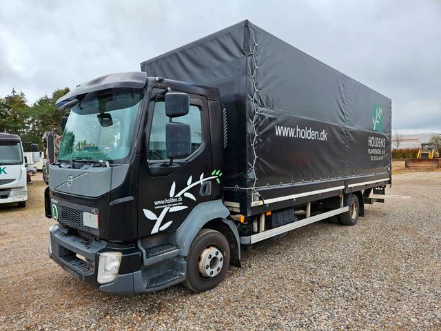 Volvo FL 215 //1500 kg lift// Motorschaden