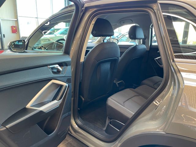 Audi Q3 35 TDI *LED*LIVECOCKPIT*ACC*NAVI*SHZ*MFL*
