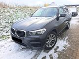 BMW X3 2.0dA SDRIVE ADVANTAGE * LIVE COCPIT *HEAD UP - BMW X3 mit Diesel-Antrieb: 3.0