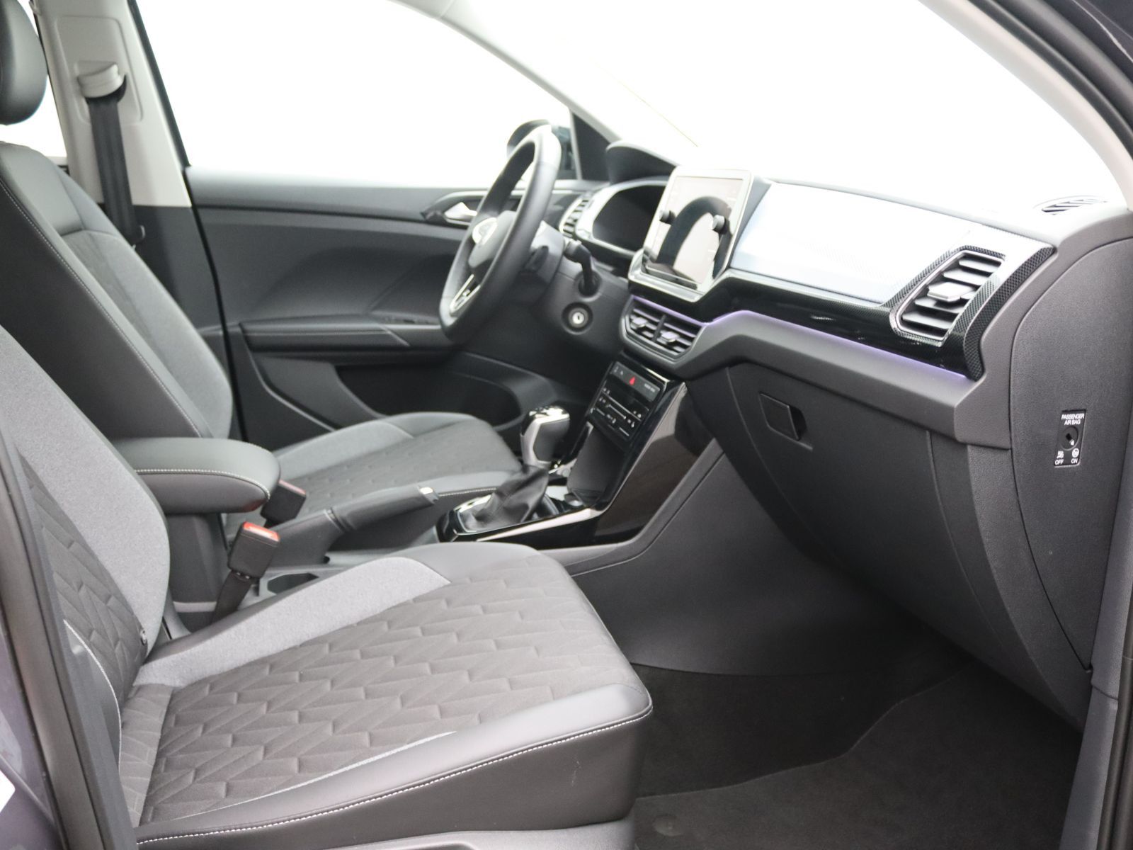 Volkswagen T-Cross - Bild 11