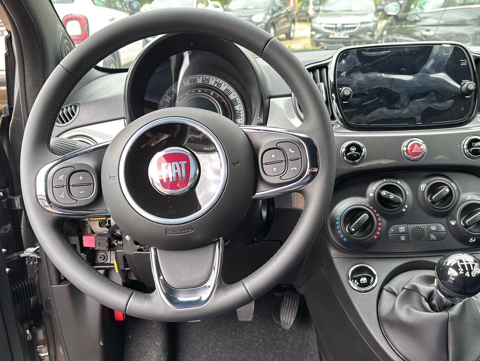 Fahrzeugabbildung Fiat 500 1.0 Hybrid Club