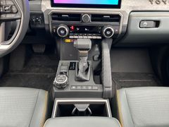 TOYOTA 4-Runner Trailhunter *On Stock*