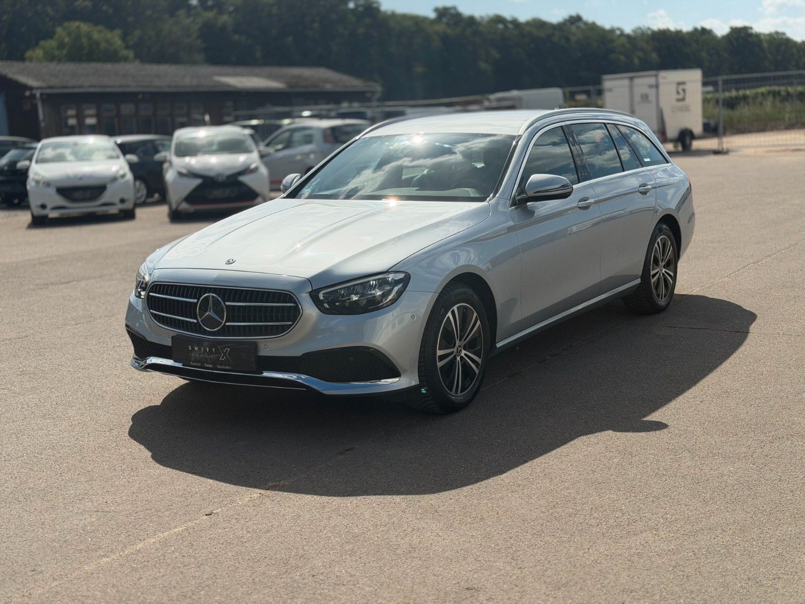 Mercedes E 220 - 1