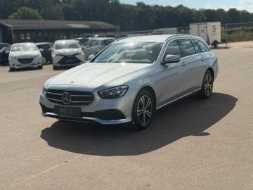 Mercedes E 220 - 1