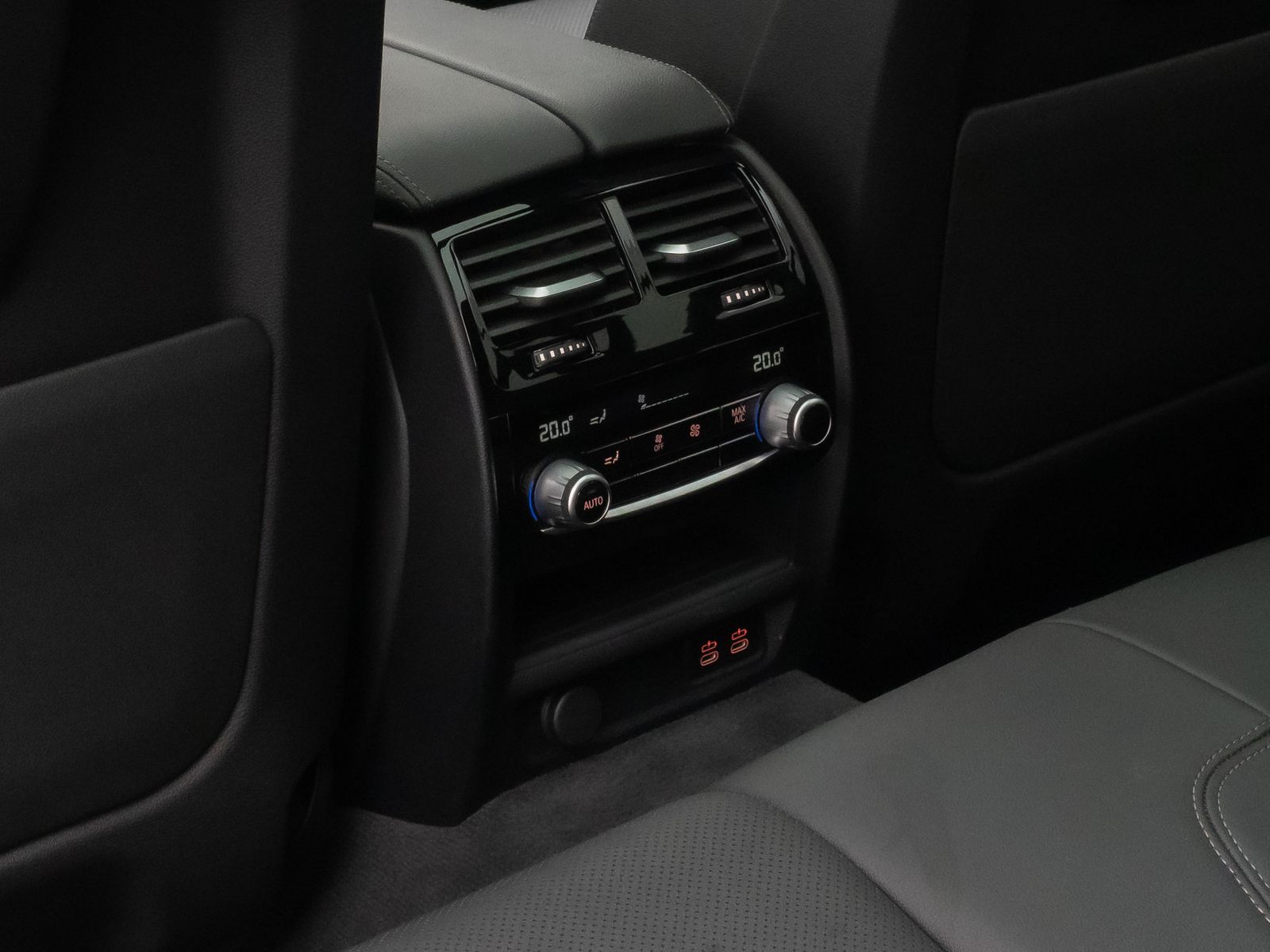 Fahrzeugabbildung BMW 530e xD Panorama 360&deg;DAB HiFi 4xKlima AHK Alarm