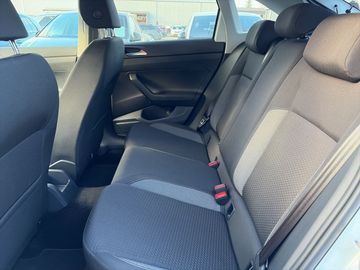 Volkswagen Taigo - 8
