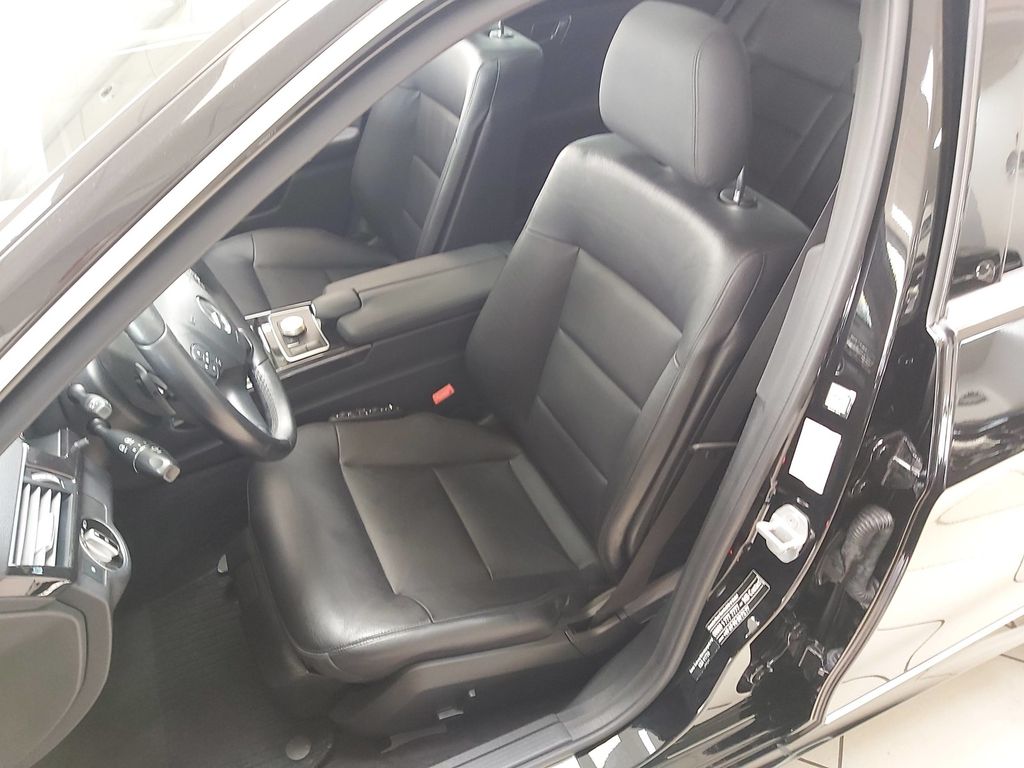 Mercedes-Benz E 300 CDI AVANTGARD LEDER TOTW KAMERA COMAND AHK