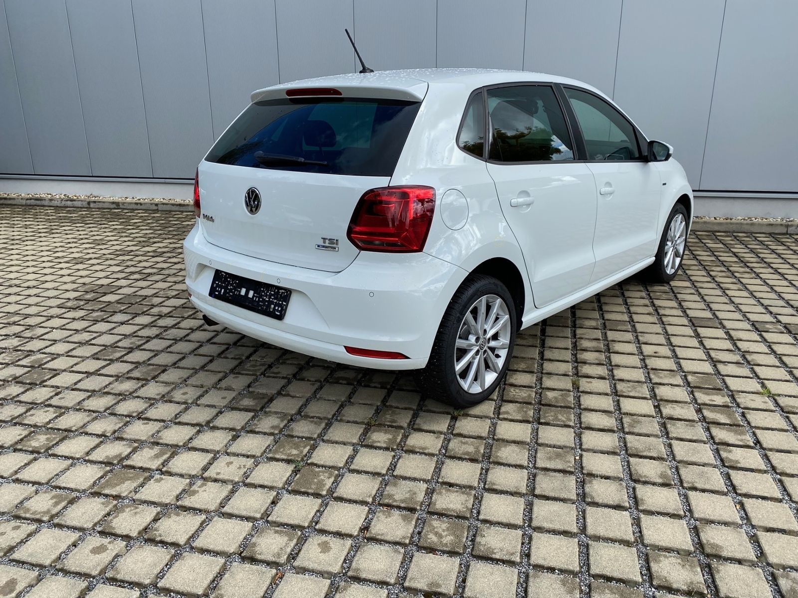 Polo 1.2 TSI 90 PS Highline Original LED-Scheinw