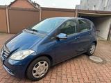 Mercedes-Benz A 160 - HU/AU Neu - Scheckheftgepflegt - Mercedes-Benz A 160 in Bochum