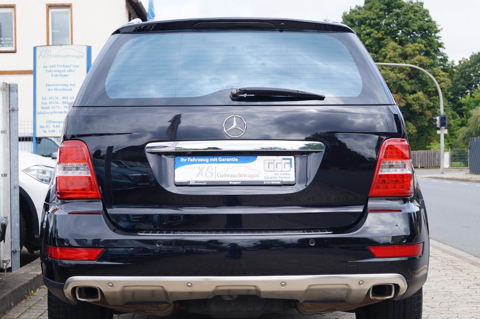 Mercedes-Benz ML 350 CDI 4Matic V6 211 ch – Pack Sport – Toit ouvrant – Cuir – 180 100 km