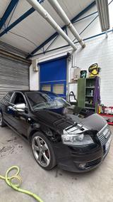 Audi a3 8P S-line 2.0 TFSI QUATTRO - Audi A3 aus 2005: Line