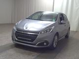 Peugeot 208 1.5 BlueHDI Allure Navi Shz Pano PDC - Peugeot 208 Allure mit Diesel-Antrieb