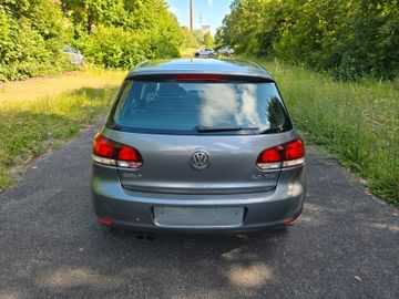 Volkswagen Golf - 5