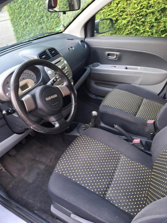 Daihatsu Sirion