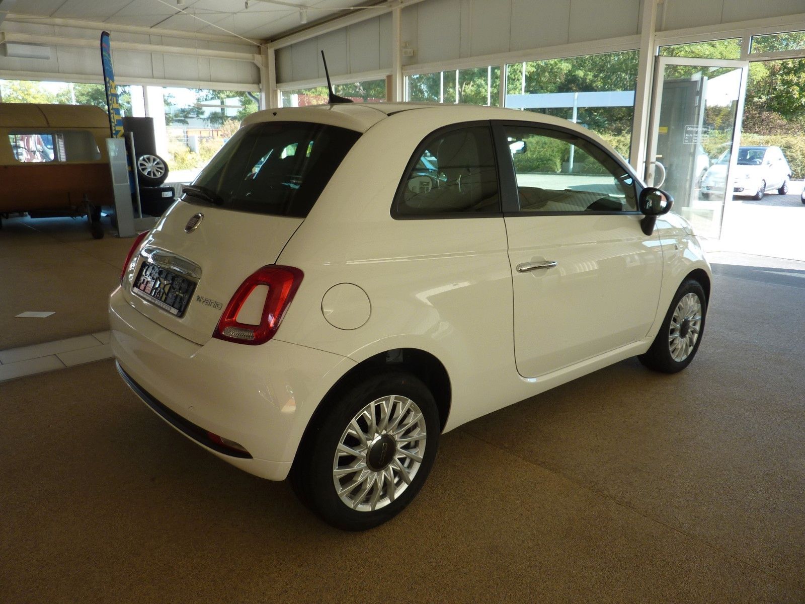 Fahrzeugabbildung Fiat 500 1.0 GSE N3 Hybrid CULT, AC