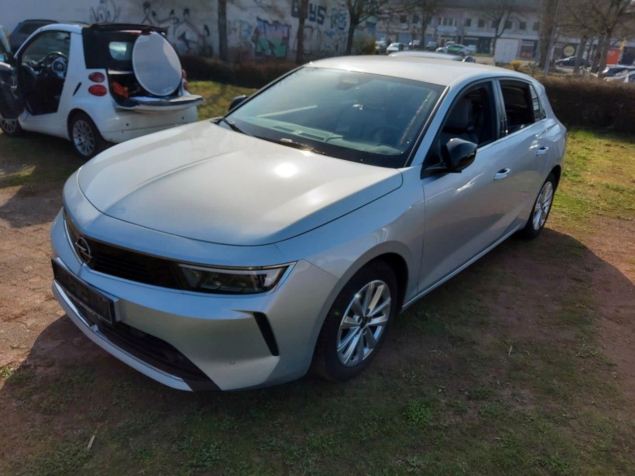 Fahrzeugabbildung Opel Astra L Lim. 1.2T ELEGANCE NAVI/LED/VIR/SH/SPORT