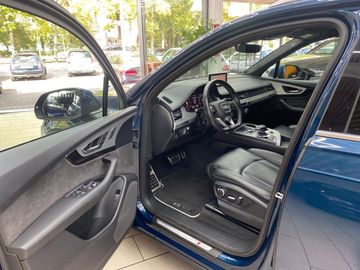 Audi Q7 - 9