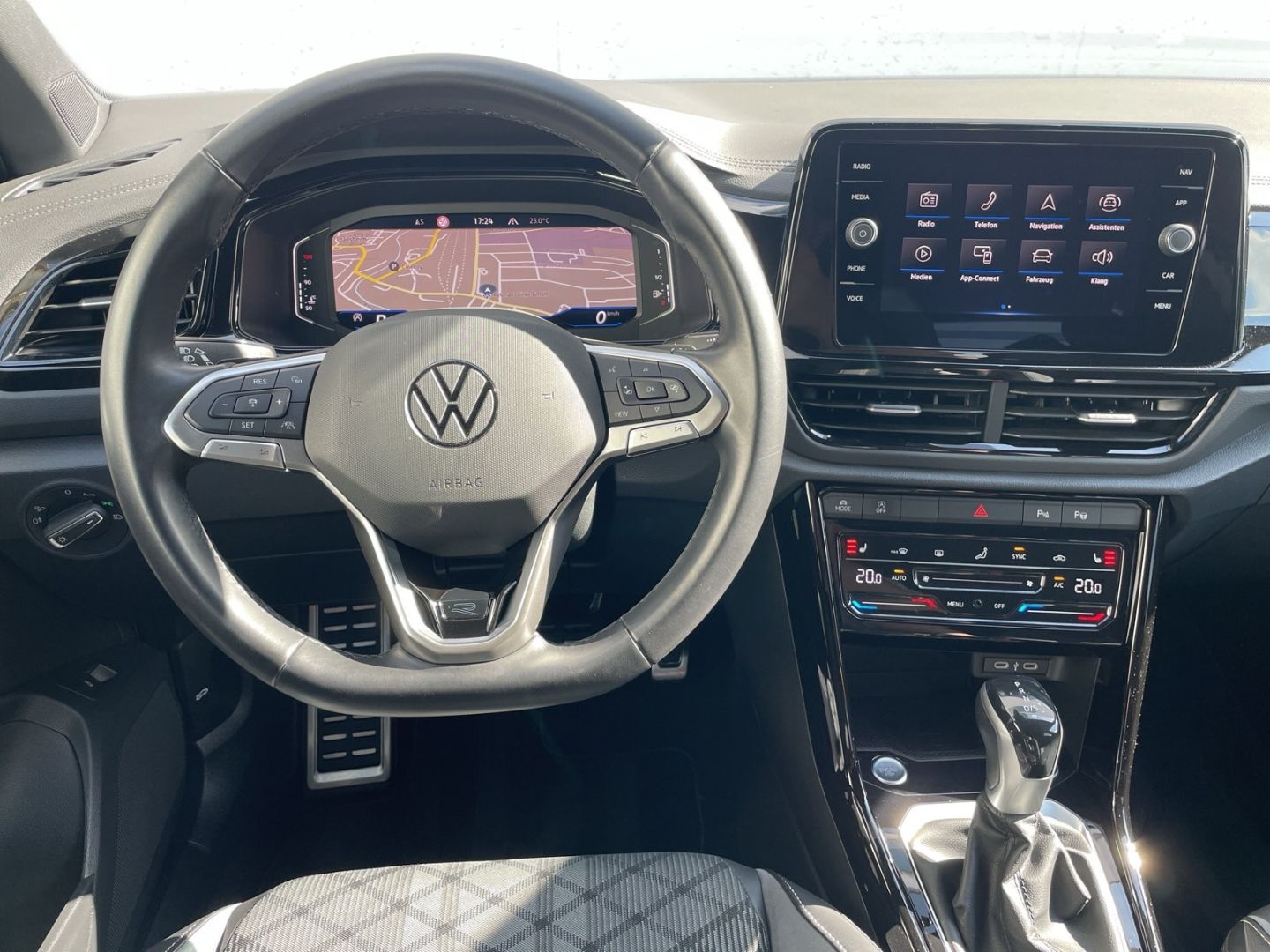 T-Roc 1.5 TSI DSG R-Line Black Style AHK/Matrix/