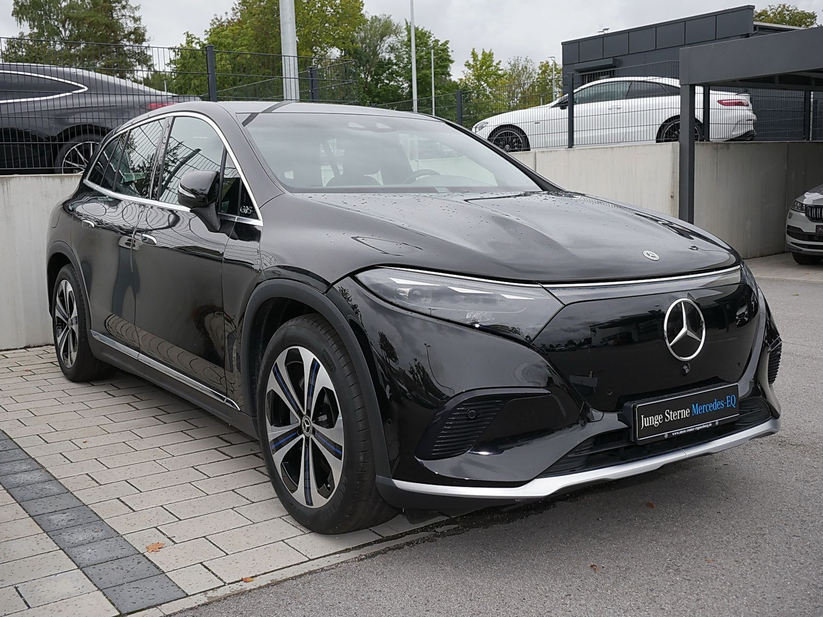 Mercedes-Benz EQS 580 4MATIC SUV MBUX Ambiente Fahrassist LED foto 2