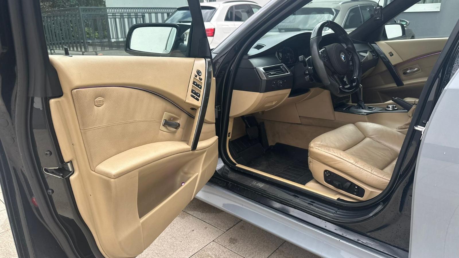 BMW 530/M-Paket/Sternenhimmel/Spotauspuff/Digitacho