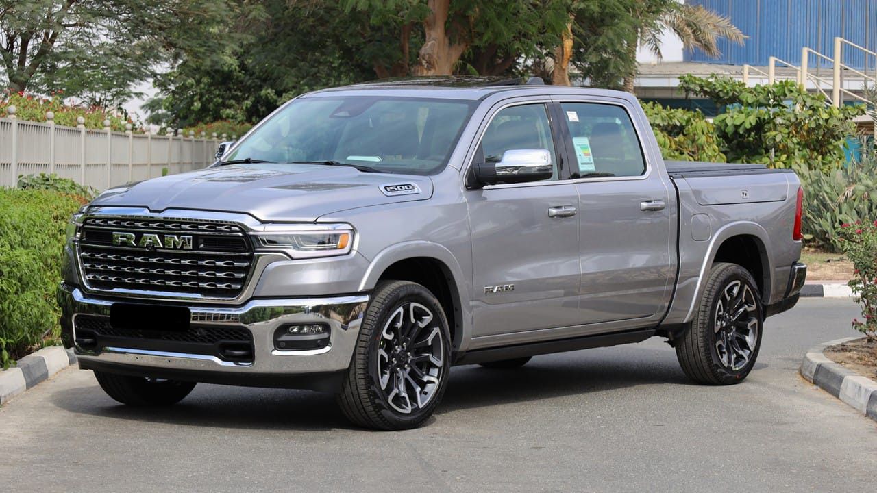 Fahrzeugabbildung Dodge RAM LIMITED LONGHOR Full Options T1: 70.000 EURO