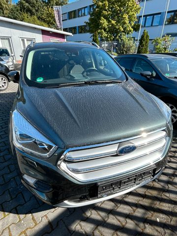 Ford Kuga 1,5 EcoBoost 4x2 110kW Titanium Titanium