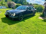 Mercedes-Benz E 280 Avantgarde - gebrauchte Mercedes-Benz E 280 aus dem Jahr 2001