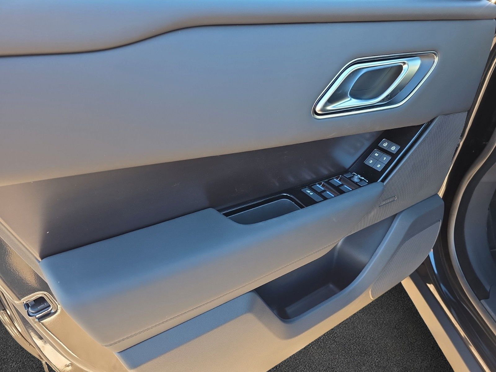 Land Rover Range Rover Velar - Bild 13