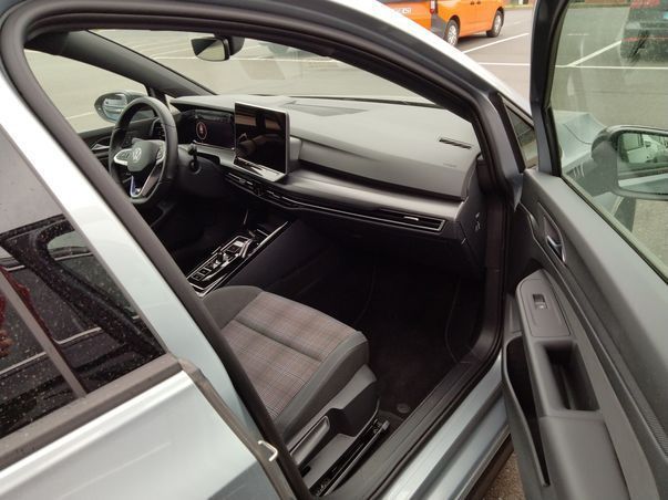 Volkswagen Golf - Bild 8