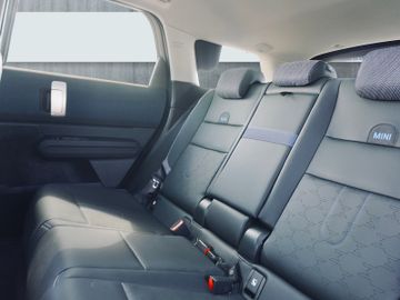 MINI Countryman SE (Cooper) - 11