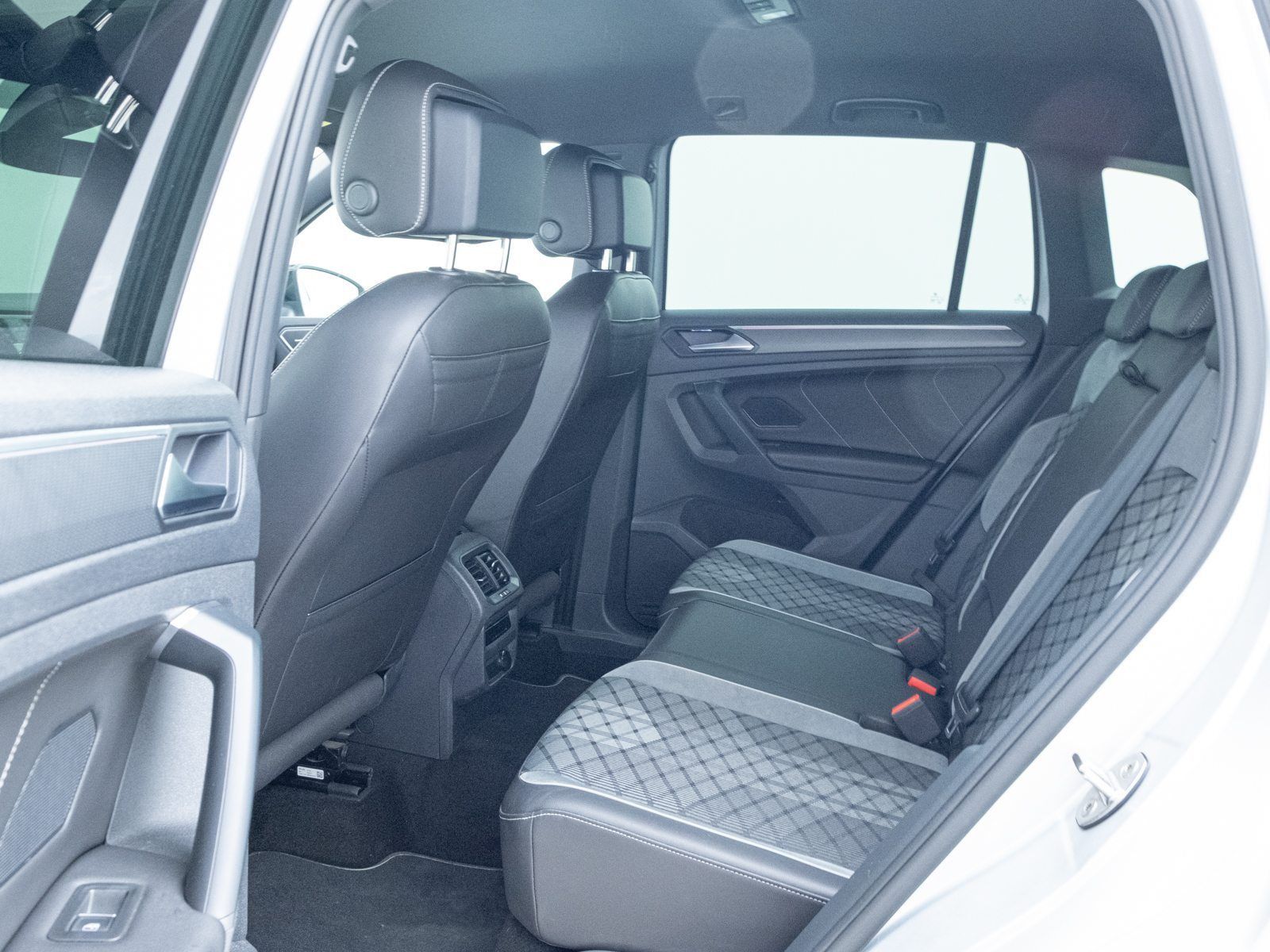 Volkswagen Tiguan - Bild 19