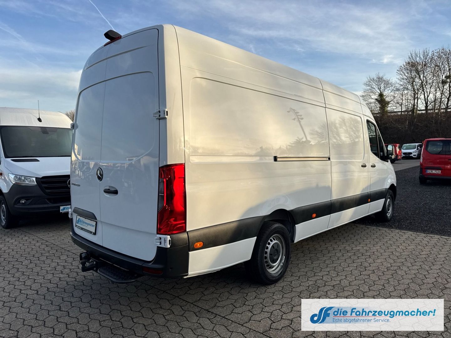 Fahrzeugabbildung Mercedes-Benz Sprinter III Kasten RWD AWD 317 CDI L3 L4 AHK D