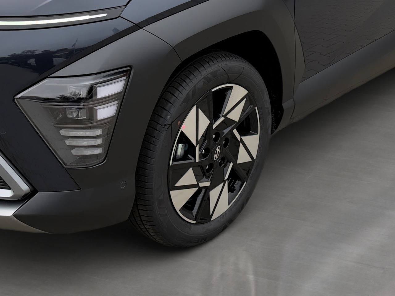 Fahrzeugabbildung Hyundai KONA PRIME 2xKlima 360 ACC AUT Akustikglas Kam.