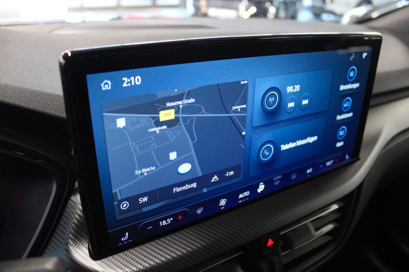 Fahrzeugabbildung Ford Kuga ST-Line LED NAVI HUD CAM WinterPaket uvm.