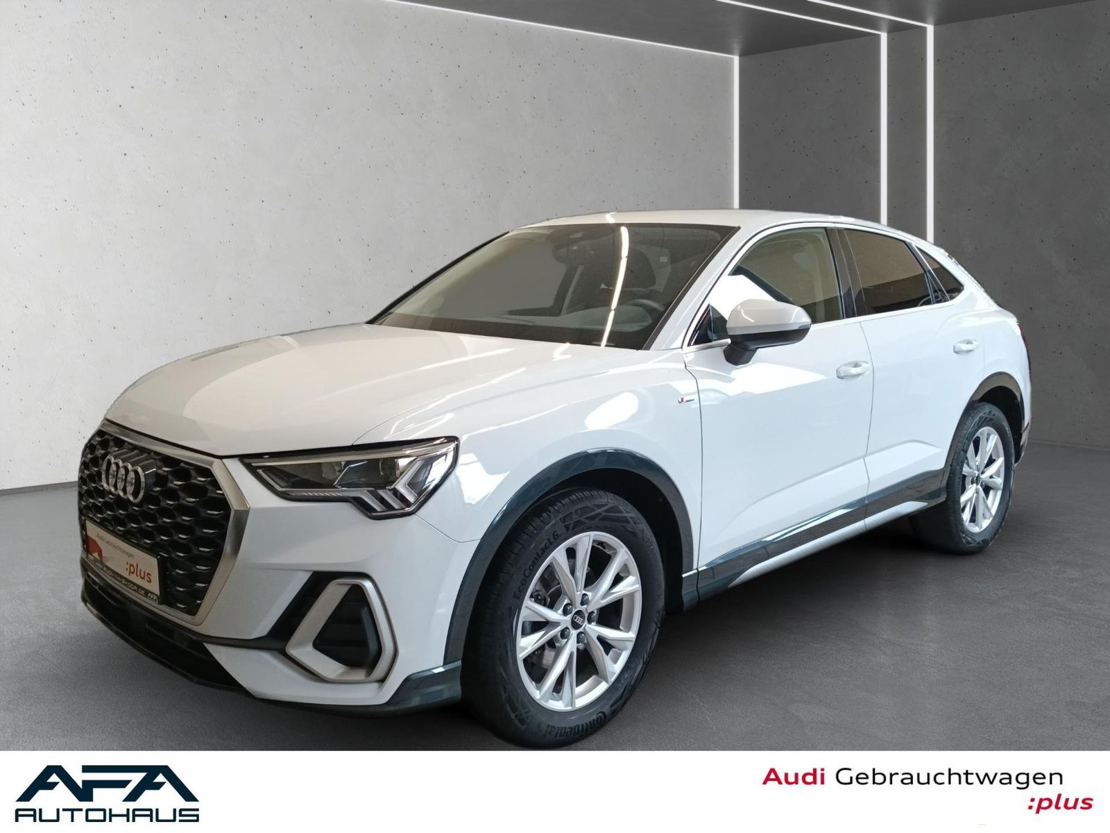 Audi Q3 Sportback TFSI S tr. S-Line AHK Navi ACC SHZ