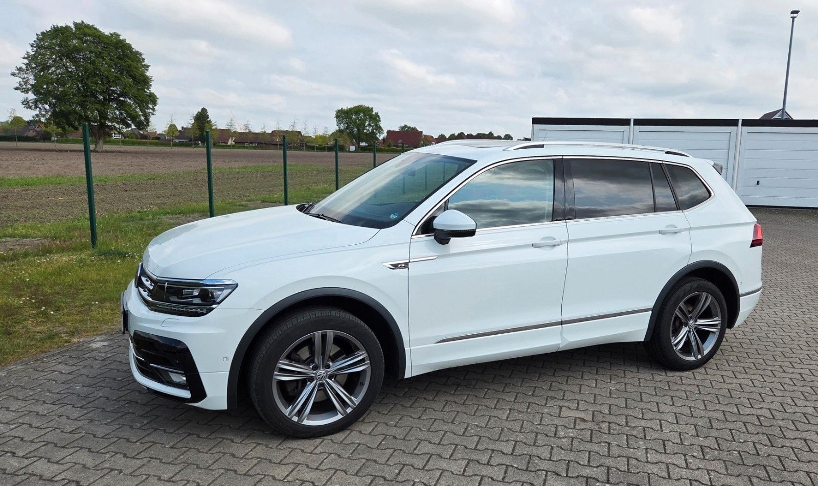 VW Tiguan Allspace R-Line 2.0 TSI OPF 140kW DSG