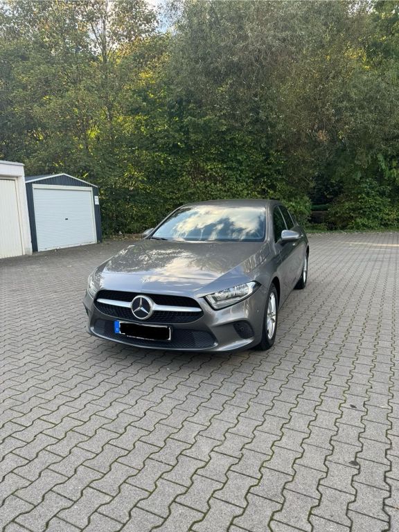 Image of Mercedes-Benz A 180
