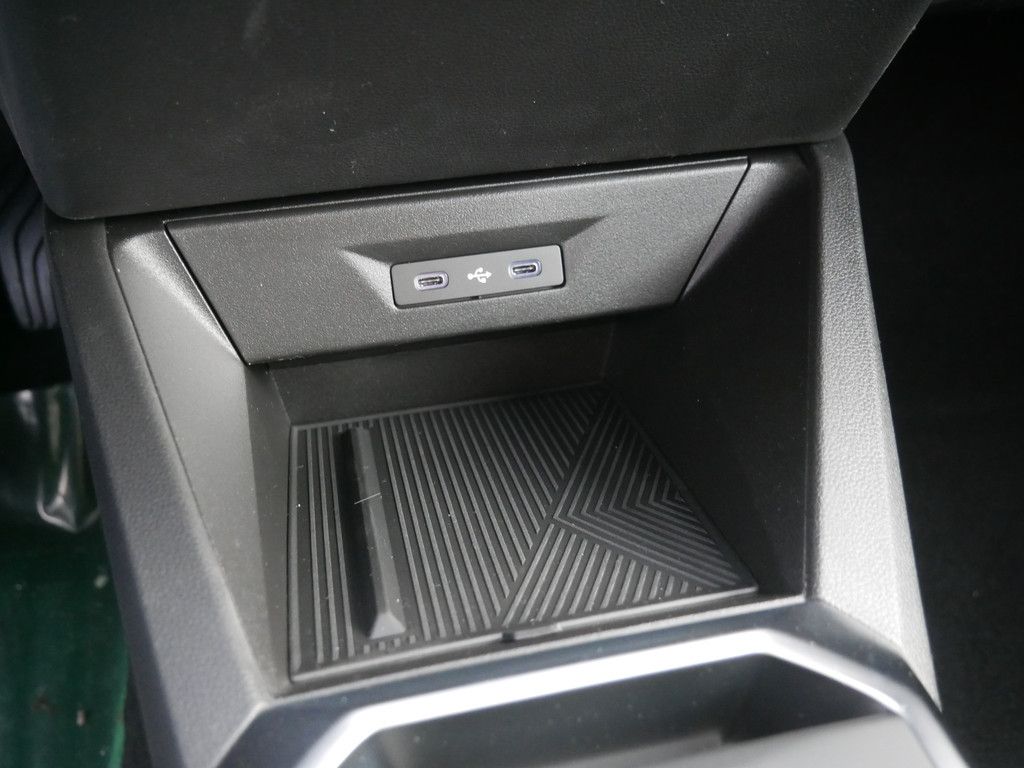 Fahrzeugabbildung Renault Clio Techno TCe 115