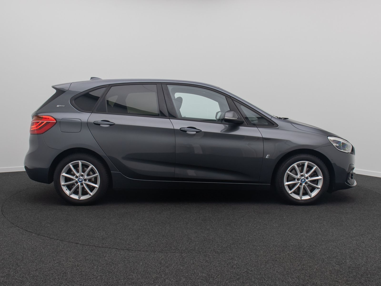 Fahrzeugabbildung BMW 225 Active Tourer iPerf Kamera DAB Sportsitz