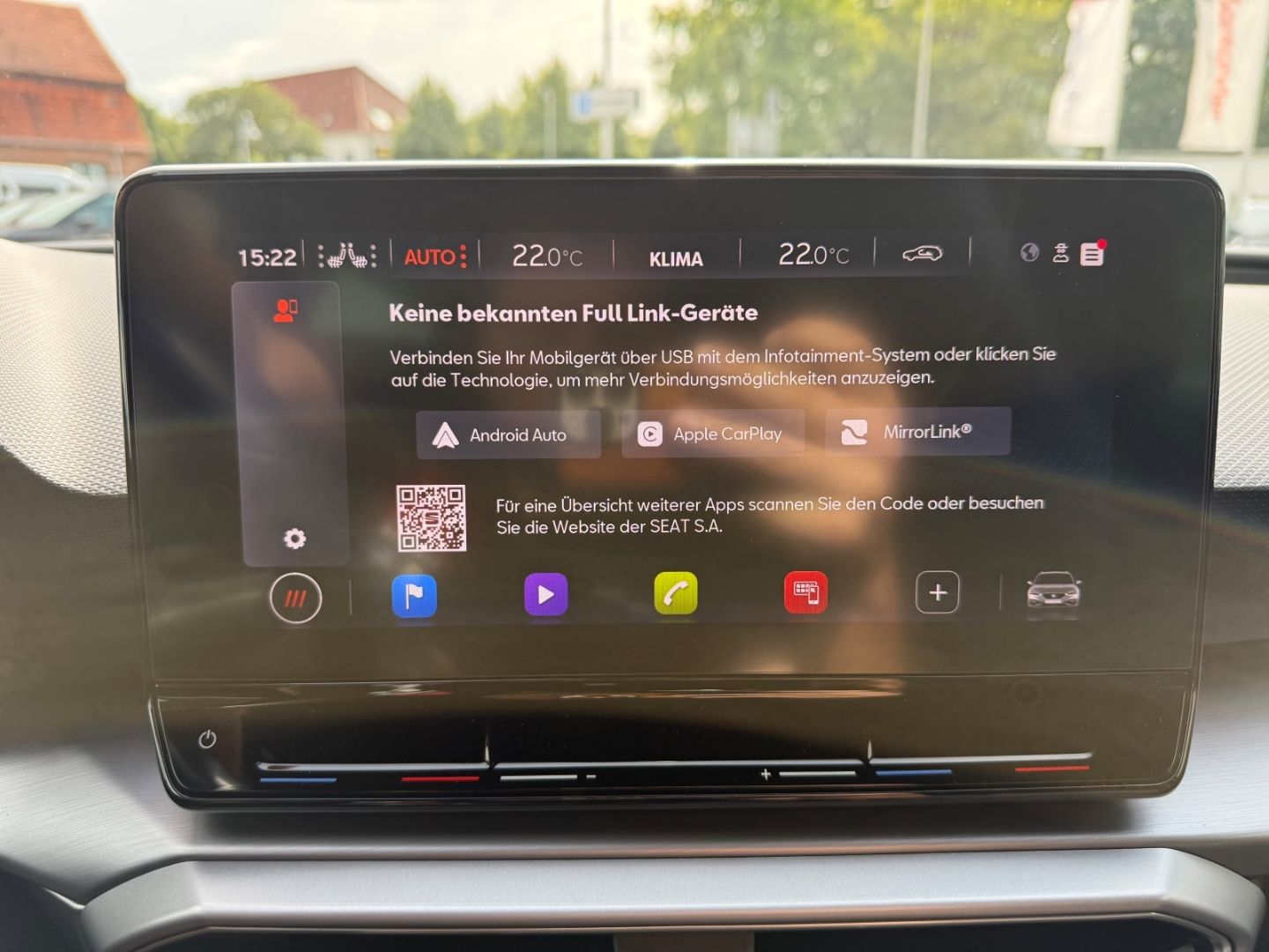 Fahrzeugabbildung SEAT Leon Sportstourer1.5eTSI FR  AHK LED Carplay Nav