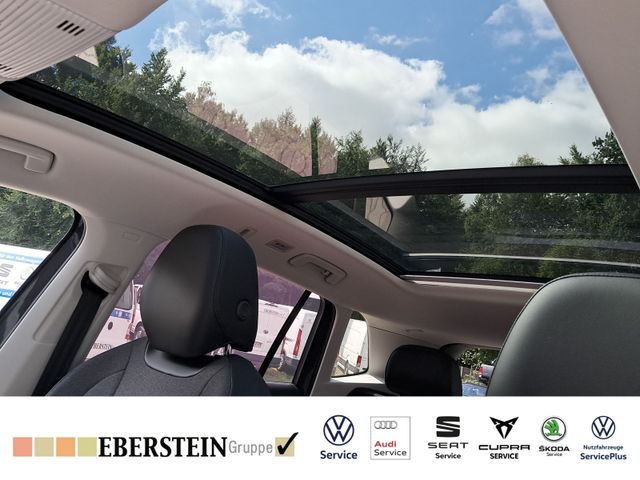 Volkswagen Tiguan Life 1,5TSI DSG Pano HuD AHK